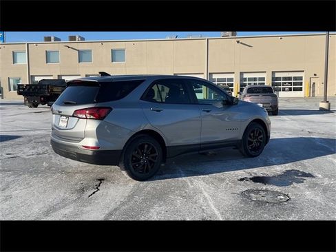 Certified 2024 Chevrolet Equinox LS w/ LS Convenience Package image 8