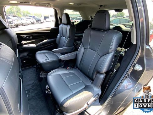 Used 2025 Subaru Ascent Bronze Edition AWD/4WD image 22