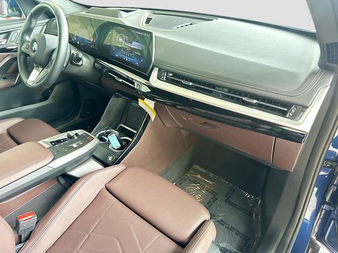 Certified 2025 BMW X1 xDrive28i AWD/4WD image 29