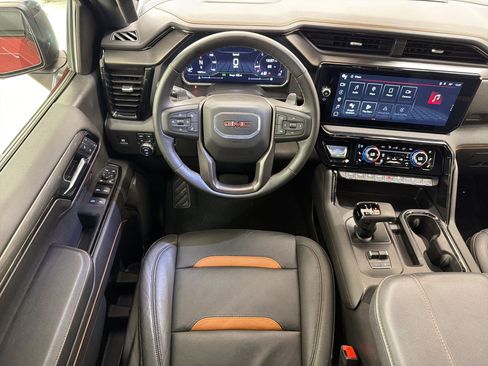 Used 2024 GMC Sierra 1500 AT4 w/ Technology Package AWD/4WD image 27