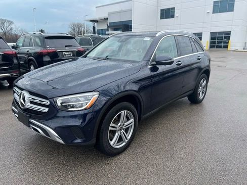 Used 2022 Mercedes-Benz GLC 300 4MATIC image 2