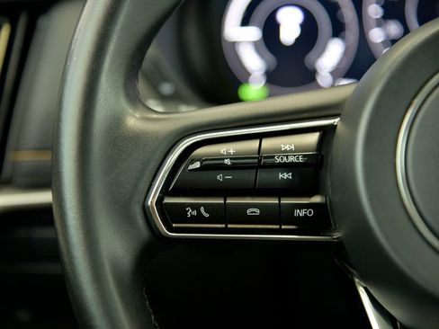 Used 2024 MAZDA CX-90 Plug-In Hybrid w/ Preferred AWD/4WD image 22