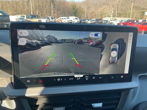 New 2026 Ford Explorer ST-Line w/ ST-Line Street Pack image 23