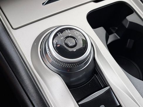 Certified 2022 Ford Explorer XLT image 33