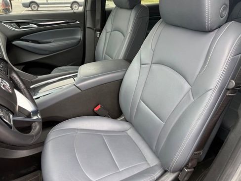 Used 2023 Buick Enclave Essence w/ Experience Buick Package image 9