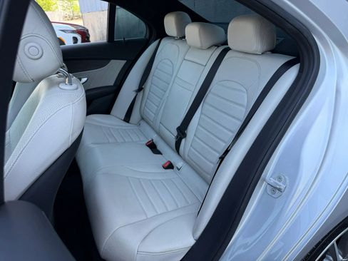 Used 2015 Mercedes-Benz C 300 4MATIC Sedan image 31