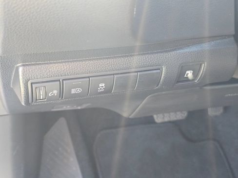 Used 2024 Toyota Corolla SE w/ SE Package FWD image 25