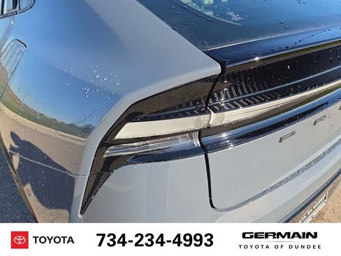 New 2026 Toyota Prius Plug-In Hybrid FWD image 19