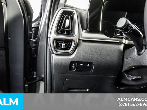 Used 2023 Kia Sorento LX FWD image 30