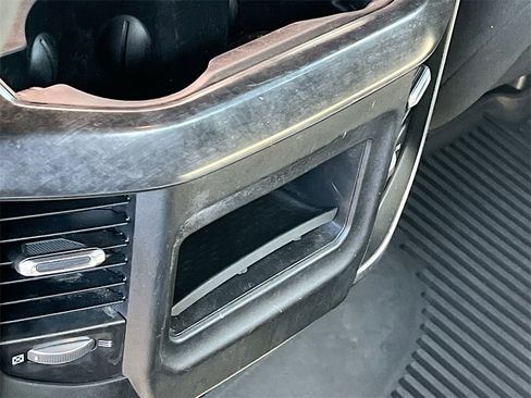 Used 2021 RAM 1500 Big Horn image 23