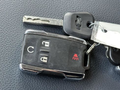 Used 2017 Chevrolet Colorado Z71 image 14