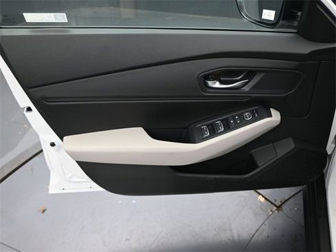 New 2025 Honda Accord SE image 11