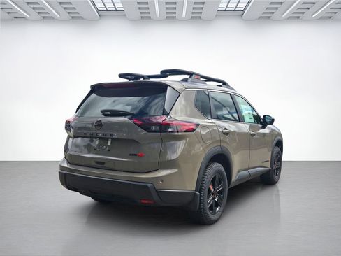 New 2026 Nissan Rogue SV AWD/4WD image 4