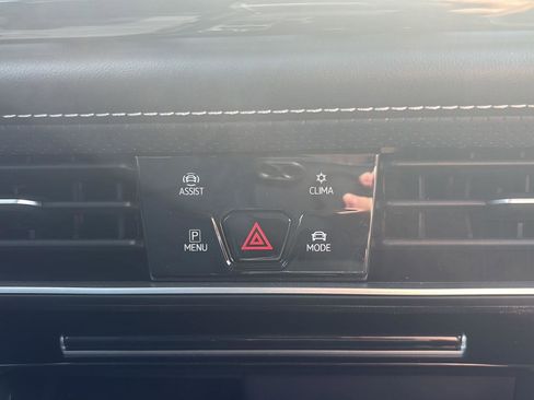 Certified 2024 Volkswagen Atlas SE AWD/4WD image 26