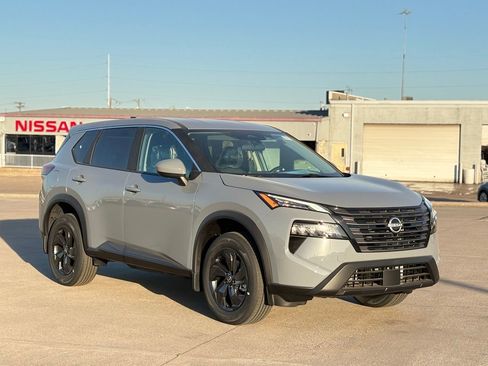 New 2026 Nissan Rogue SV image 5