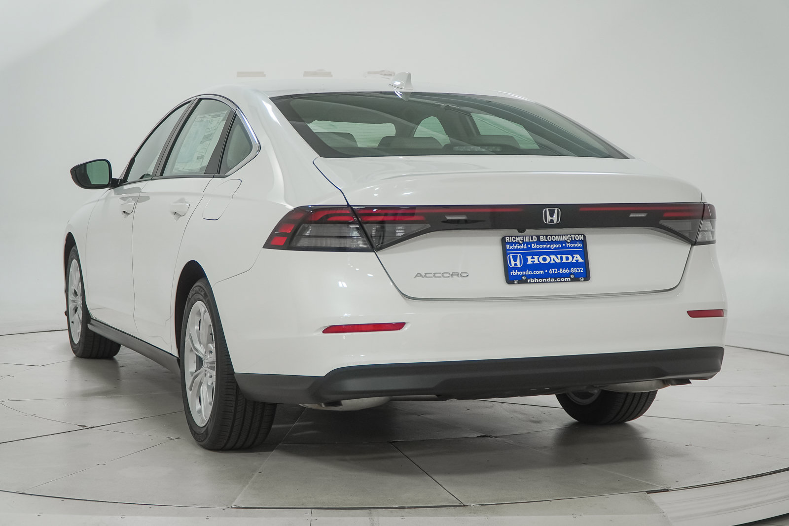 New 2026 Honda Accord LX image 7