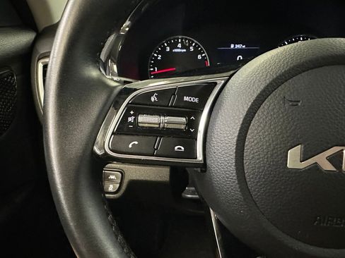 Used 2023 Kia Seltos S image 6