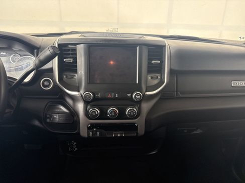 Used 2024 RAM 3500 Big Horn AWD/4WD image 10