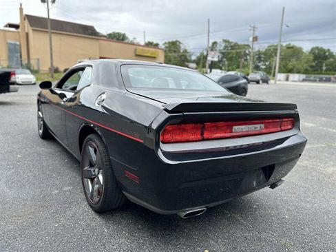 Used 2014 Dodge Challenger R/T w/ R/T Redline Group RWD image 6