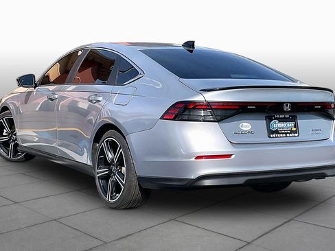 Used 2024 Honda Accord Sport image 12