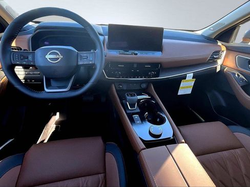 New 2026 Nissan Rogue Platinum w/ Platinum Premium Package AWD/4WD image 6