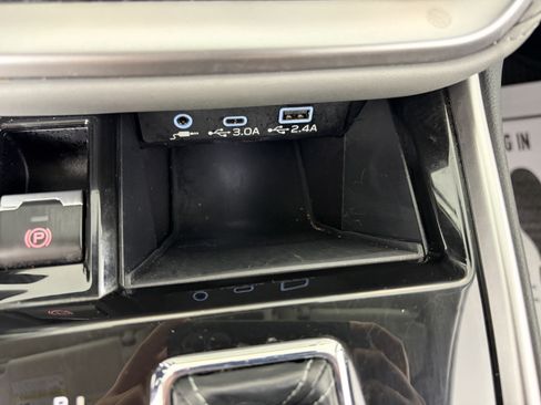Used 2024 Subaru Outback Limited AWD/4WD image 27