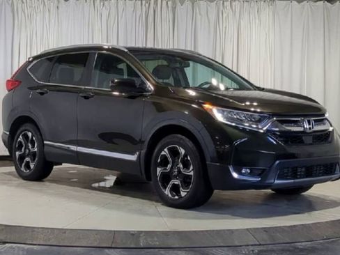 Used 2019 Honda CR-V Touring image 2