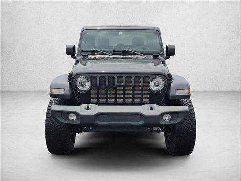 Used 2020 Jeep Gladiator Sport w/ Quick Order Package 24S AWD/4WD image 2