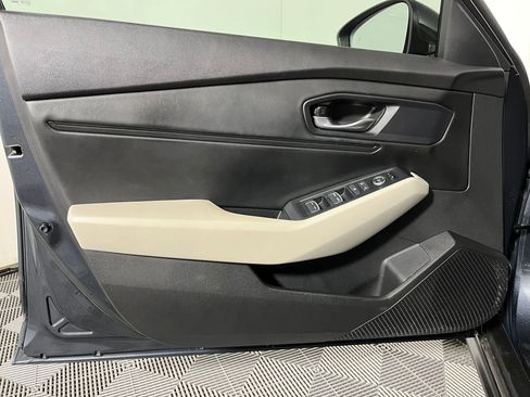 Certified 2023 Honda Accord EX image 10