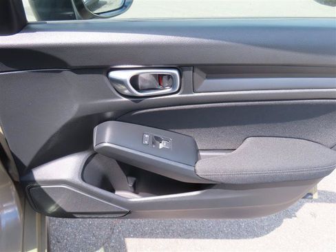 Used 2025 Honda Civic Sport image 35