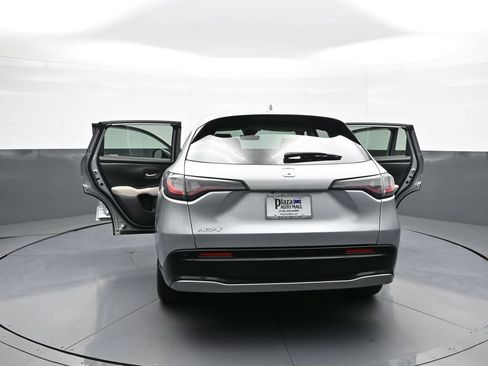 Certified 2024 Honda HR-V EX-L image 93