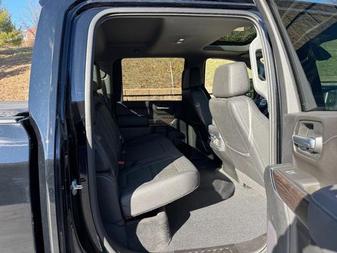 Used 2021 GMC Sierra 3500 Denali w/ Denali Ultimate Package image 10