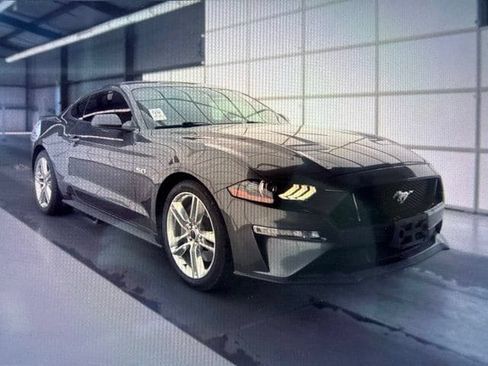 Used 2020 Ford Mustang GT Premium RWD image 1