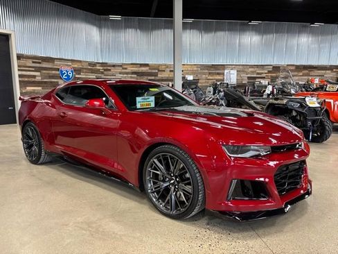 Used 2018 Chevrolet Camaro ZL1 RWD image 12
