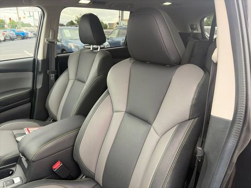 Used 2023 Subaru Ascent Onyx Edition AWD/4WD image 14
