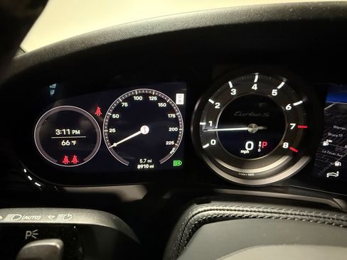 Used 2022 Porsche 911 Turbo S image 38