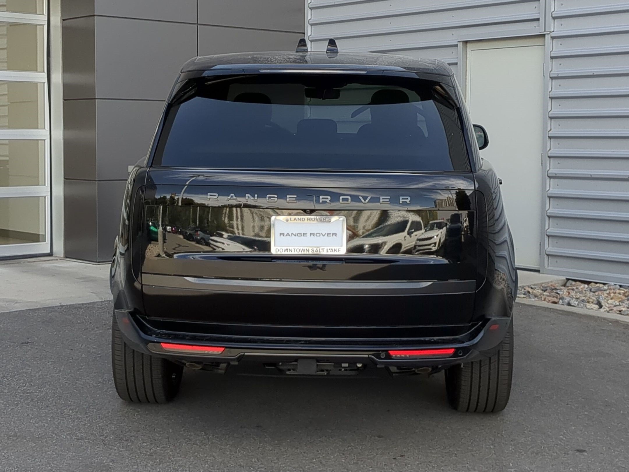 New 2026 Land Rover Range Rover SE AWD/4WD image 6