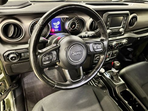 Used 2020 Jeep Wrangler Sport AWD/4WD image 15