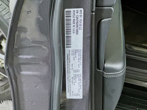 Used 2021 Jeep Grand Cherokee Limited w/ Quick Order Package 28K 80th AWD/4WD image 12