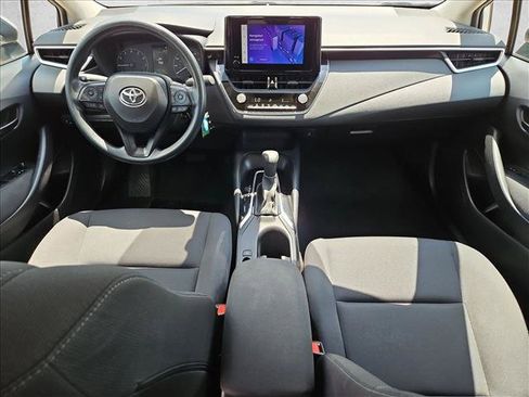 Used 2024 Toyota Corolla LE FWD image 17