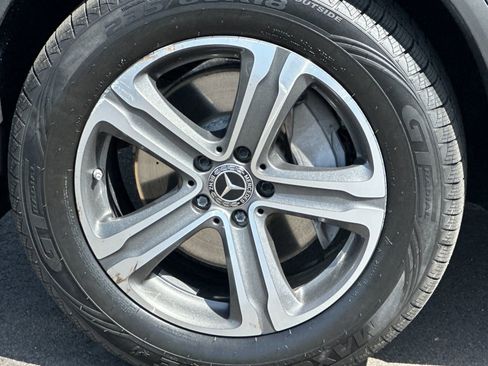 Used 2018 Mercedes-Benz GLC 300 GLC 300 image 30