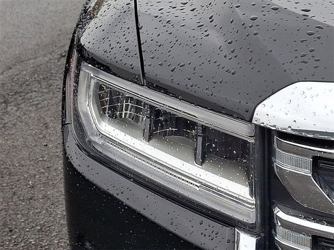 Certified 2020 GMC Acadia SLT image 9