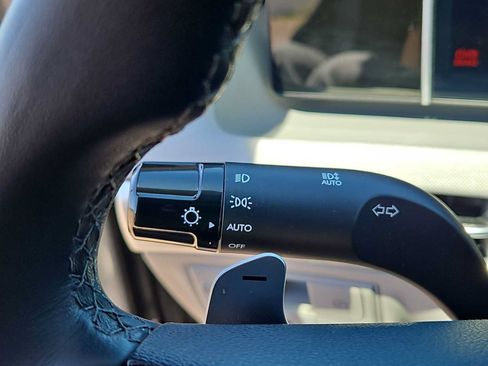 Used 2025 Hyundai Tucson Limited AWD/4WD image 26