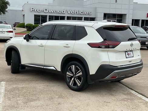 Used 2023 Nissan Rogue SL image 7