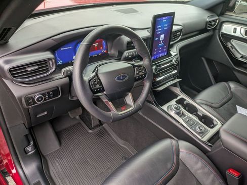 Used 2024 Ford Explorer ST w/ Equipment Group 401A image 11