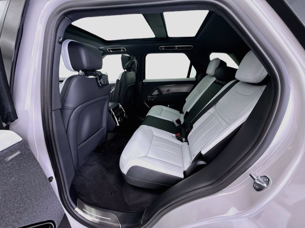 New 2026 Land Rover Range Rover Sport Dynamic SE AWD/4WD image 20