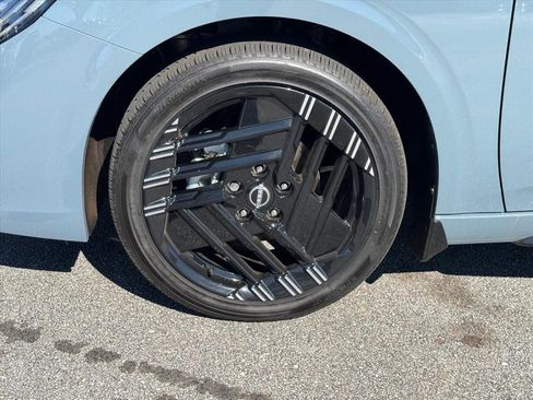 New 2026 Nissan Sentra SR w/ SR Premium Package image 9