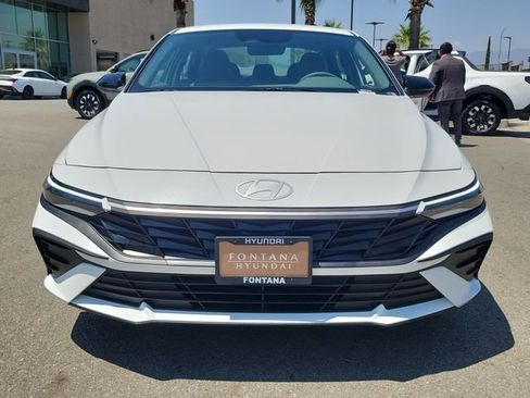 New 2026 Hyundai Elantra Sport FWD image 30