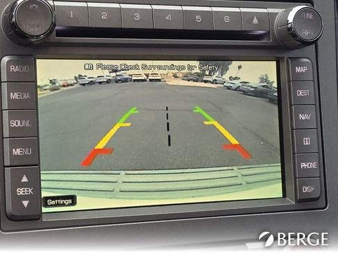 Used 2010 Lincoln Navigator 2WD image 19