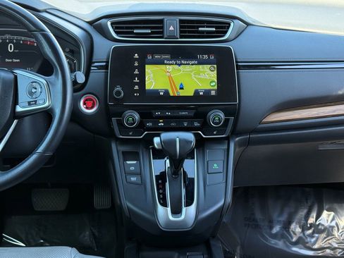 Used 2017 Honda CR-V Touring image 18